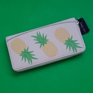 Kendall & James Wallet